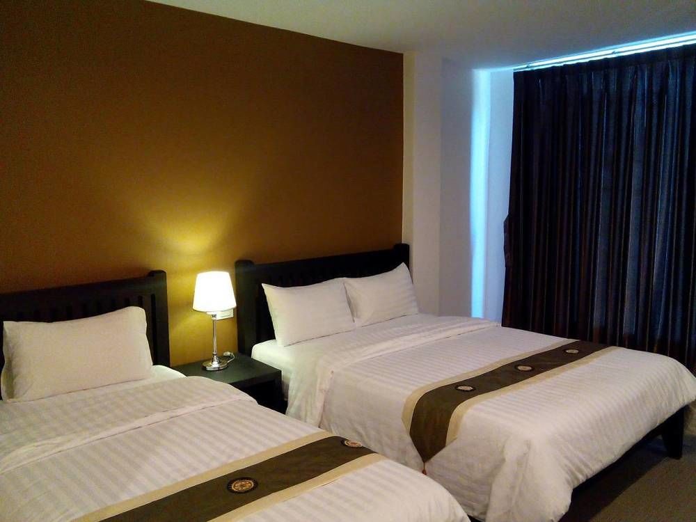 One Fu Hotel Surin Extérieur photo