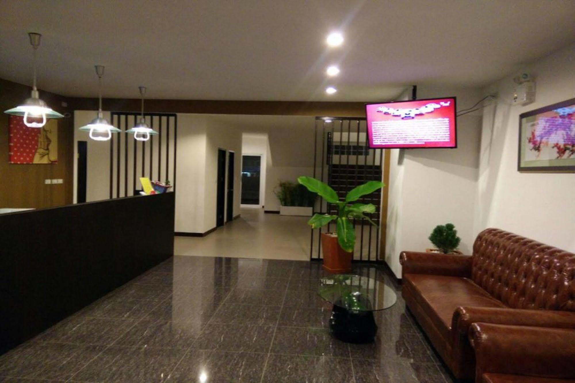 One Fu Hotel Surin Extérieur photo